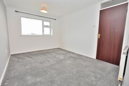 2 bedroom flat to rent, - Photo 2