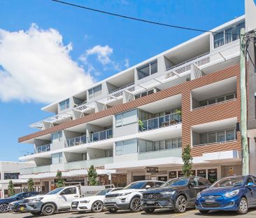 Modern Split-Level Apartment in Centre of Neutral Bay - Photo 4