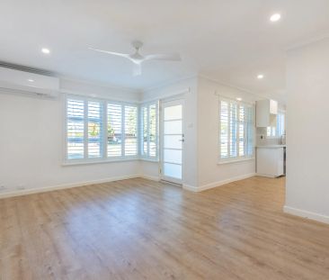 Neat, renovated duplex close to beach & shops. - Photo 4