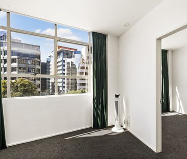 Sunny one bedroom apartment - Photo 6