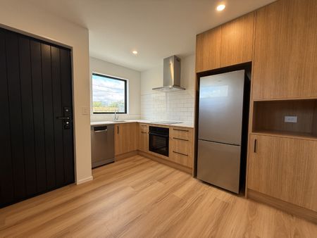 Unit 2, 102 Edinburgh Street, Spreydon, Christchurch - Photo 3