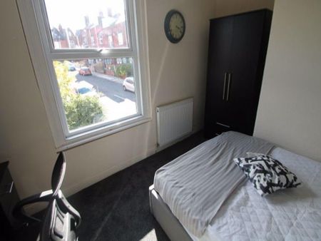 4 bedroom house to rent - Photo 4