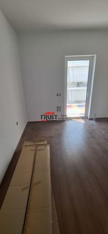 Διαμέρισμα για ενοικίαση Κέντρο (Πετρούπολη) - Photo 3