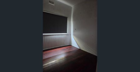 3 Bedroom House For Rent - Photo 2