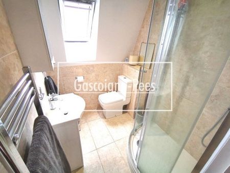 Queens Road, Farnborough - Photo 3