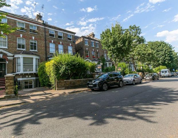 3 bedroom apartment to rent - Photo 1