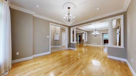 For Lease - 2352 Delnice Drive, Oakville, Ontario - Photo 2