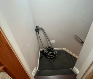 For Lease - 5107 Lampman Avenue, Burlington, Ontario - Photo 3