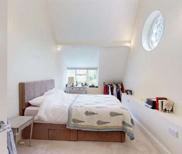 3 bedroom semi-detached house to rent - Photo 6