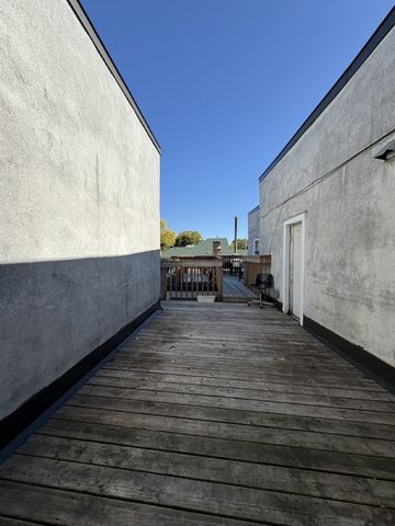 3 - 381 Bronson Avenue - Photo 4