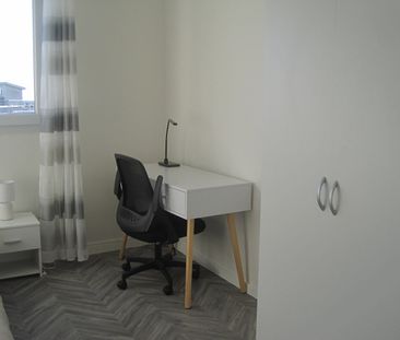 A LOUER CHAMBRE DANS APPARTEMENT PROCHE GARE ET CENTRE VILLE ST QUE... - Photo 2