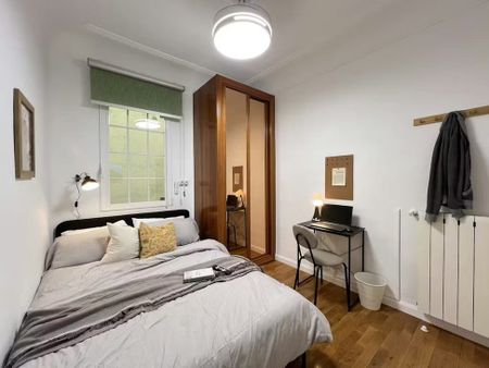 Calle de la Abada, Madrid, Community of Madrid 28013 - Photo 2