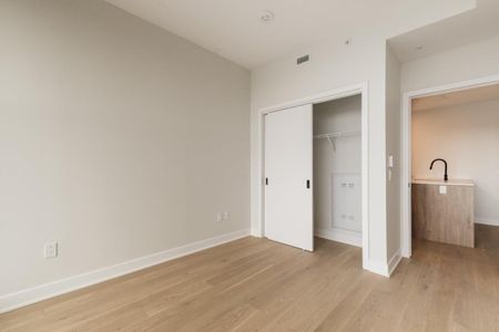 5605 Av. Pierre-De Coubertin, app.213, H1N 0E9, H1N 0E9, Montréal - Photo 2