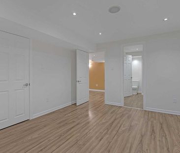 For Lease - 12 Bloomsbury Road, Markham, Ontario - Photo 5