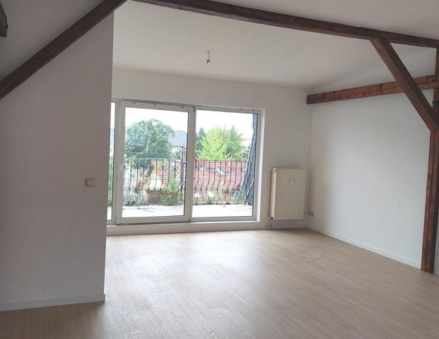 Wohnen über der Stadt 2-R-Wohnung im DG ca.71,98m2 mit BLK zu vermieten ! - Foto 1