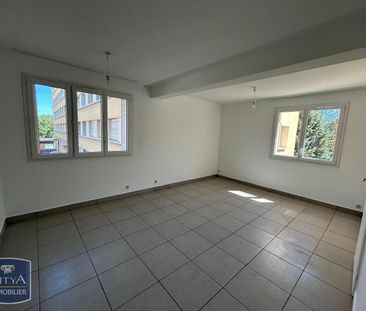 Location Appartement 4 pièces 82m² BRON 69500 - Photo 6