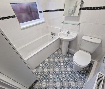 2 Bed Terraced House, Bartlett Street, L15 - Photo 3