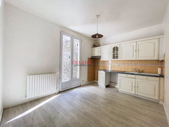 T3 avec garage et terrasse - Photo 1