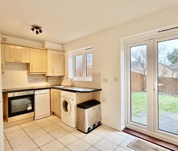 2 bedroom End of terrace house to rent in Chesters Avenue, Longbent... - Photo 4