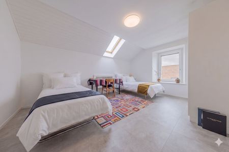 Splendide duplex de 6,5 pièces en attique - Vue sur le Mont-Blanc - 10 minutes de Nyon - Foto 4