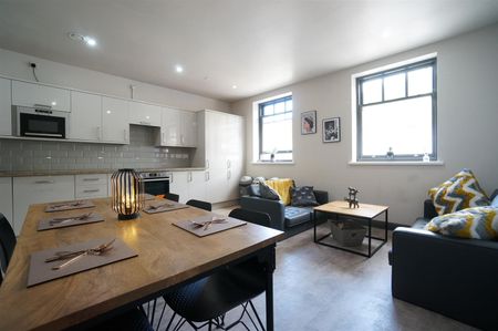 Apartment 202, 259 High Street - Photo 2