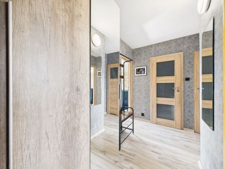 Ładne dwupokojowe mieszkanie w centrum Skarpy - Photo 3