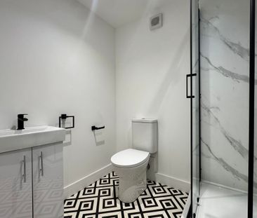 Room 2, Angerstein Road, Portsmouth - Photo 2