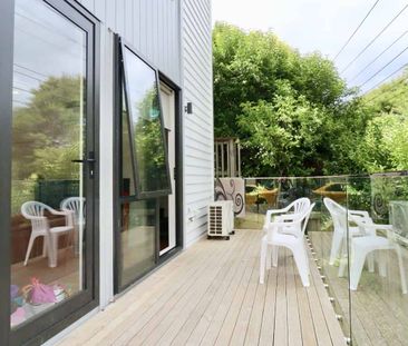 Two bedroom townhouse at Henderson - Photo 2