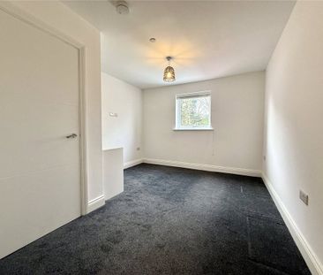 Wimborne Road, Poole, Dorset, BH15 - Photo 4