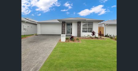 Brand New Luxury Family Retreat - Photo 5