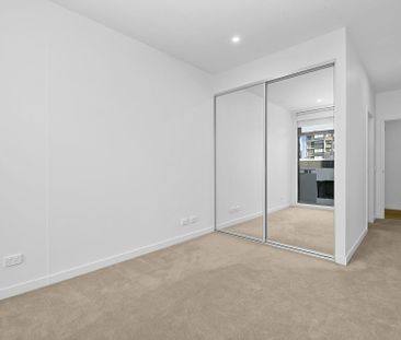 808/101A Lord Sheffield Circuit, Penrith - Photo 3