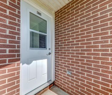 For Lease - 70 Port Darlington Road Unit# 3 Bed Suite, Clarington, ... - Photo 1