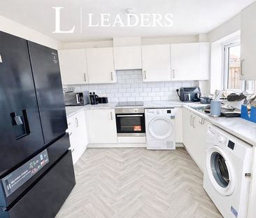 3 bedroom house to rent Piper Street, Shirebrook, Mansfield, Derbys... - Photo 6