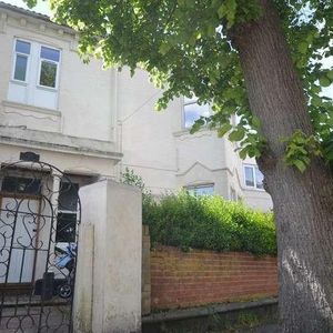 |ref: |, Denzil Avenue, Southampton, SO14 - Photo 2