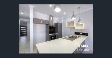 3x2 Close to Everything you Need! - Photo 5