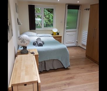 Studio Flat, Willesden Green, NW2 - Photo 1