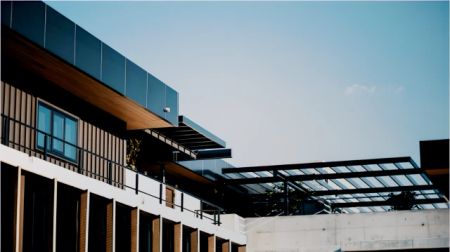 Premium Single Room with Balcony - Photo 4