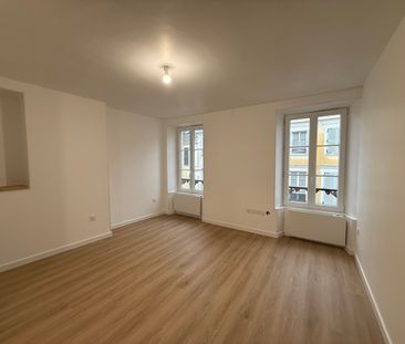 Location Appartement 3 pièces 56m² - Photo 2