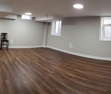 For Lease - 503 Sixteen Mile Drive Unit# Lower, Oakville, Ontario - Photo 2