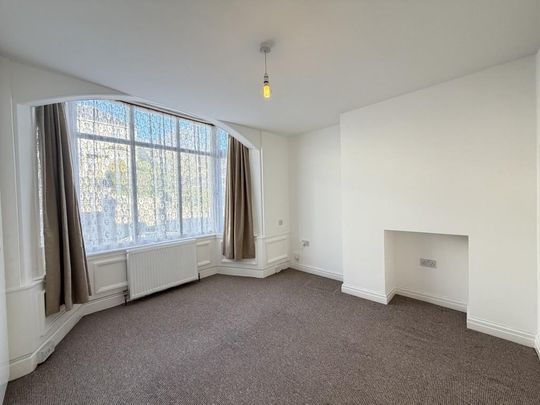 1 bedroom ground floor flat to rent - Photo 1