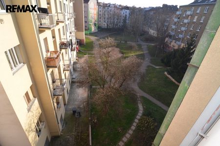 Pronájem bytu 3+1 v osobním vlastnictví 78 m², Praha 8 - Libeň - Fotografie 4