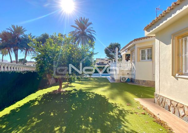 Incredible villa 1 minute from La Zenia be