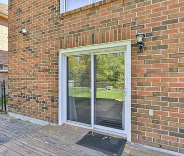 For Lease - 741 College Manor Drive Unit# Bsmt, Newmarket, Ontario - Photo 1