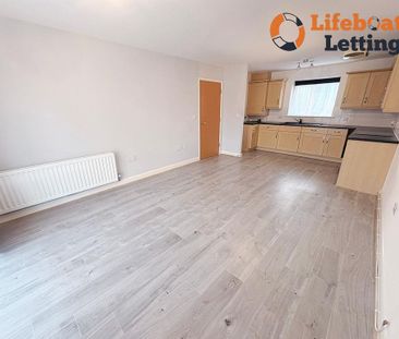 2 bedroom semi-detached house to rent - Photo 5