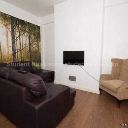 4 bedroom property to rent in Salford - Photo 1