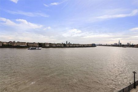 Two double bedroom apartment situated on the historic Narrow Street. Features include a private balcony with stunning views of the River Thames and Canary Wharf. Secure parking. - Photo 5