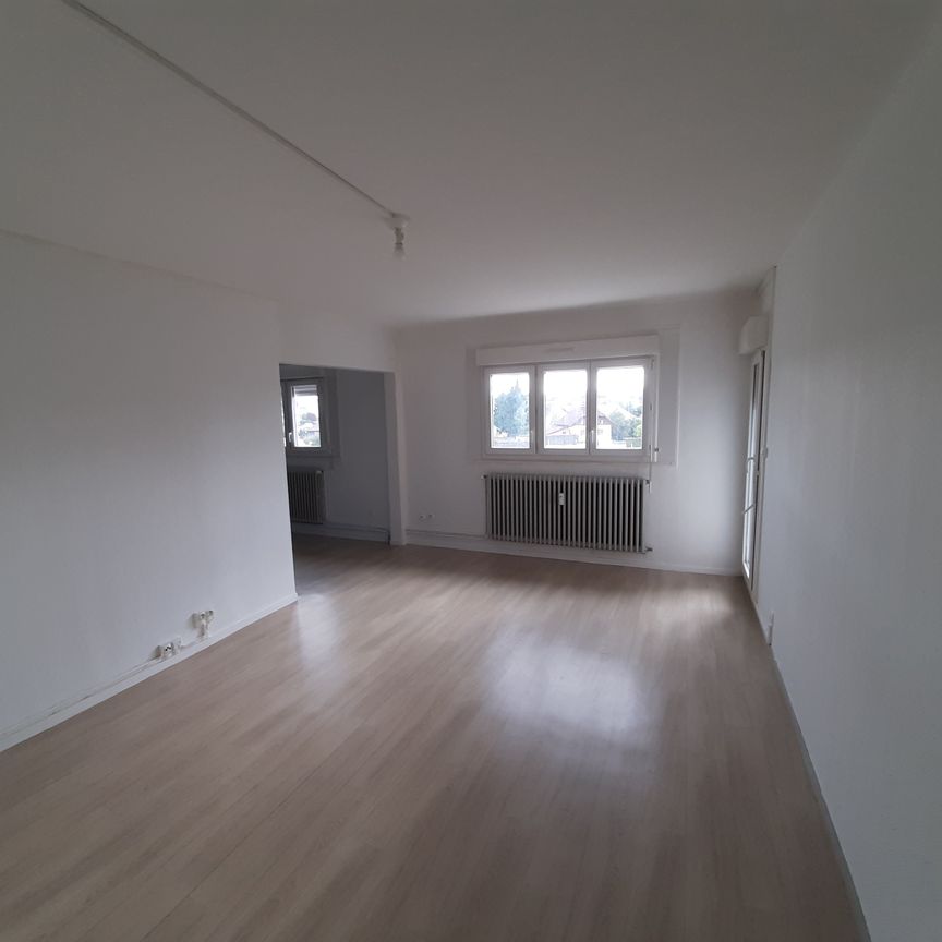 Location - Appartement T4 - 75 m² - Maîche - Photo 1