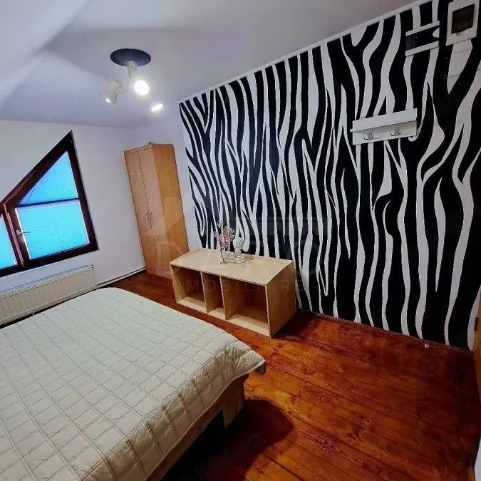 Închiriere apartament - Photo 1