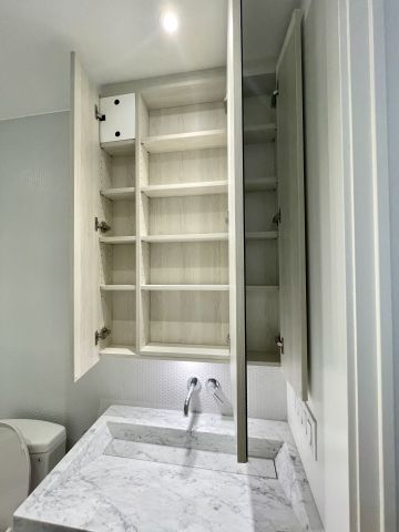 For Lease - 11 Yorkville Avenue Unit# 1814, Toronto, Ontario - Photo 4