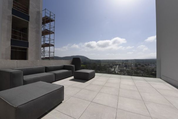 Apartamento de lujo sin amueblar en Santa Ponça, Calvia. 4 dormitorios, terraza, parking. - Photo 1